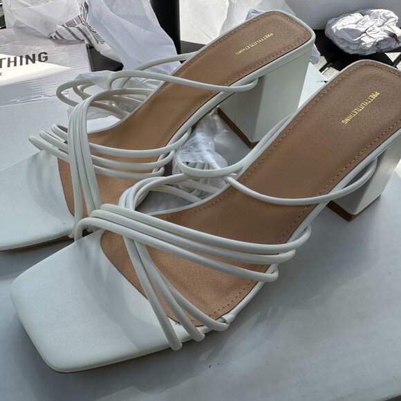 NIB  Pretty Little Thing - White Square Toe Strappy Block Heeled Sandals - Picture 5 of 9